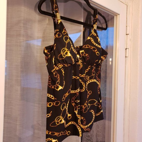 (NEW) Women's Tankini Swimwear Top SIZE 12 - Picture 3 of 5